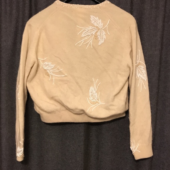 Vintage beaded sweater - Picture 2 of 4